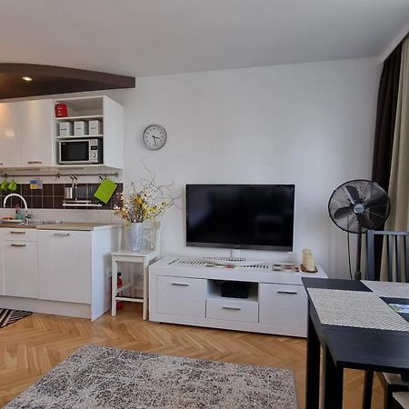 Like Home Flat B Варшава Экстерьер фото